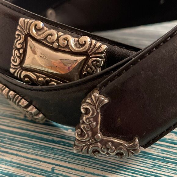 Vintage Fossil Women’s Leather Silver Scrollwork Belt - Picture 4 of 9